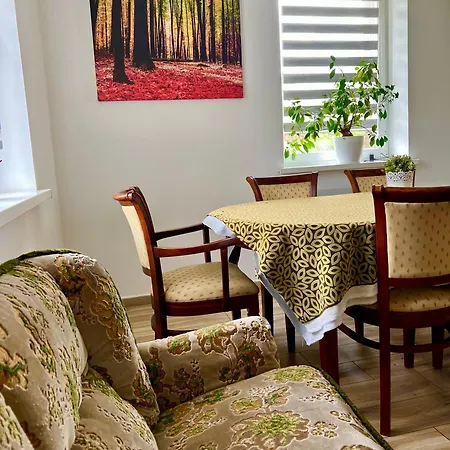 Dom Nad Jeziorami * Lubowo (Szczecinek)