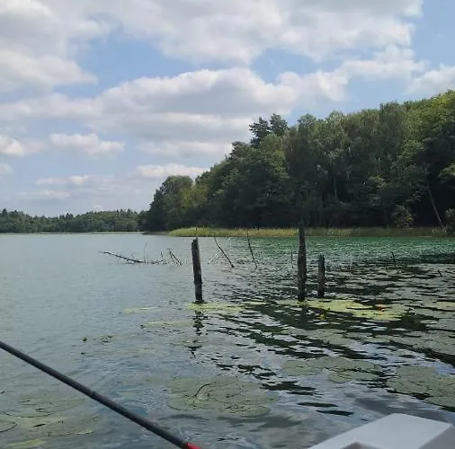 Dom Nad Jeziorami Apartment