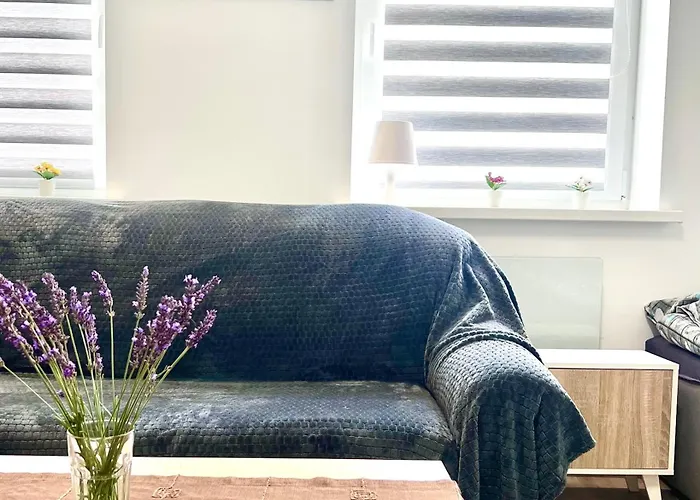 Dom Nad Jeziorami Lubowo (Szczecinek)